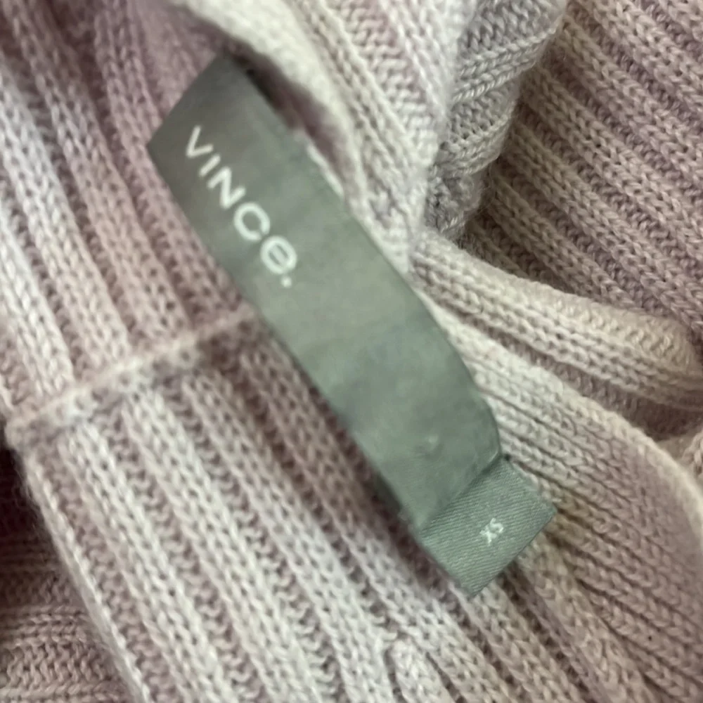 Vince Cashmere Blend Ribbed Knit Pullover Sweater